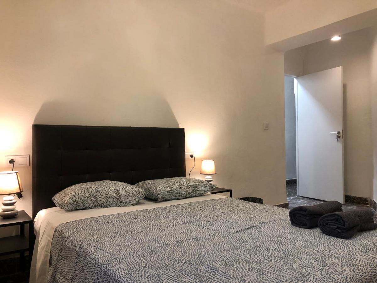 Habitaciones Casa Cobo บาเลนเซีย ภายนอก รูปภาพ